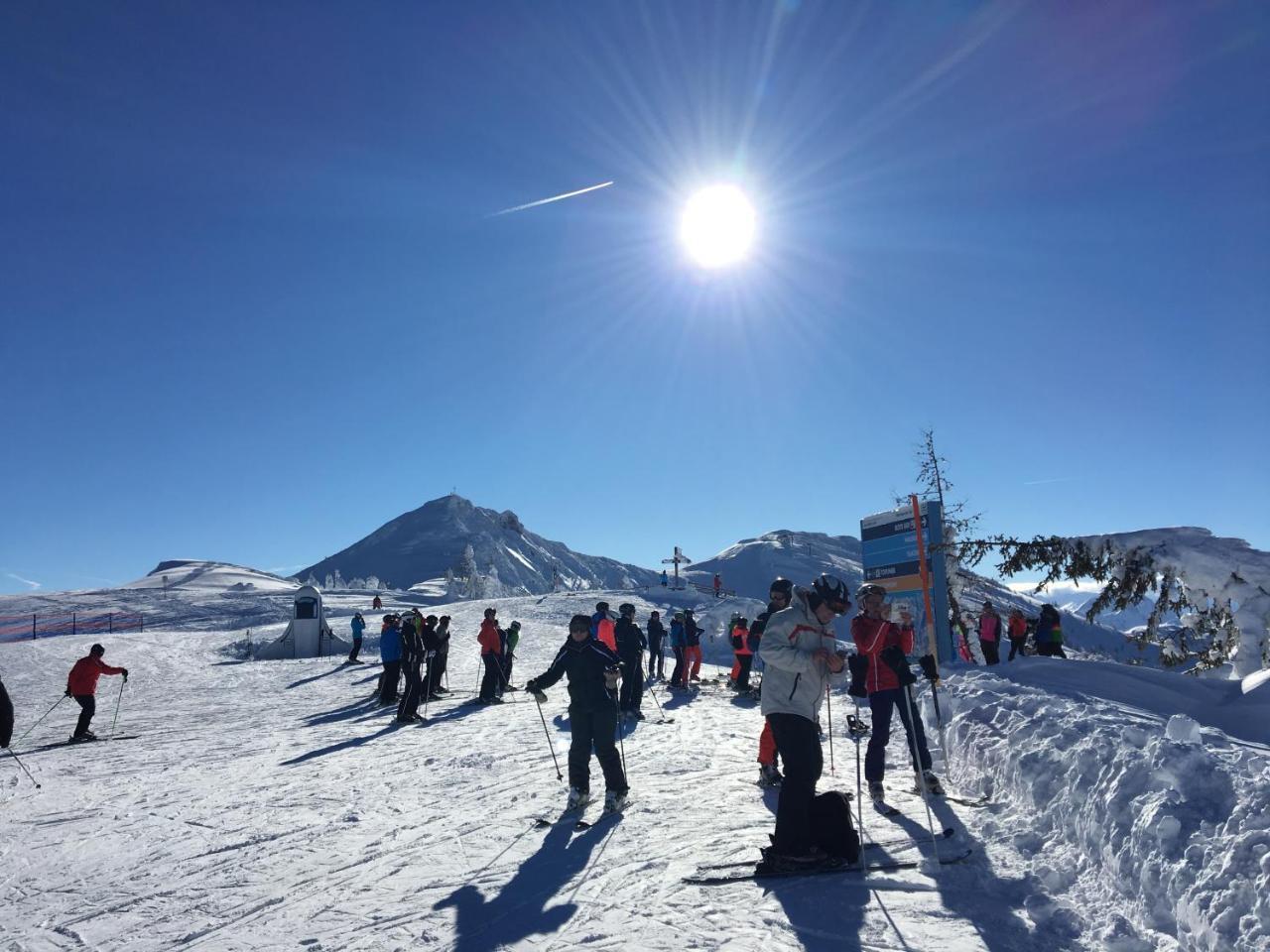 7号别墅旅馆 弗拉绍 外观 照片